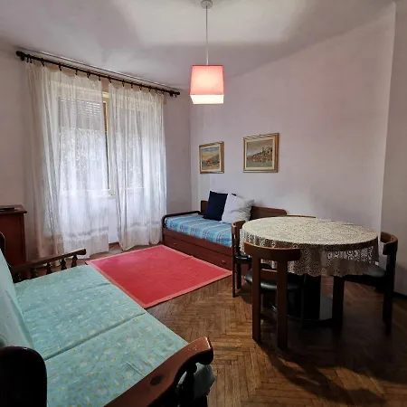 Via Della Mercede Apartament *